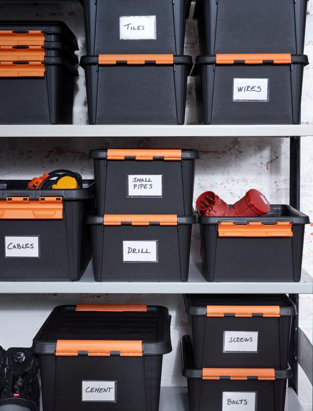 Beschriftete Werkzeugboxen