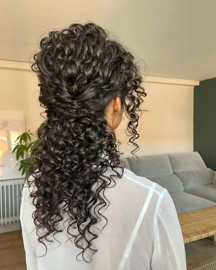 Half Up Locken Frisur