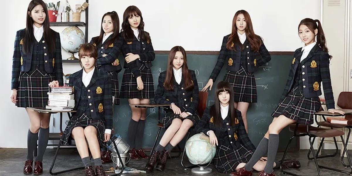 Schoolgirl K-Pop Outfit