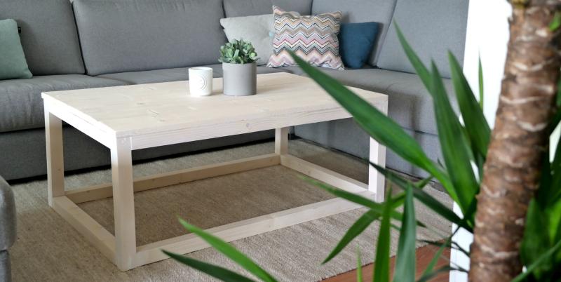 Minimalistischer Skandi Couchtisch