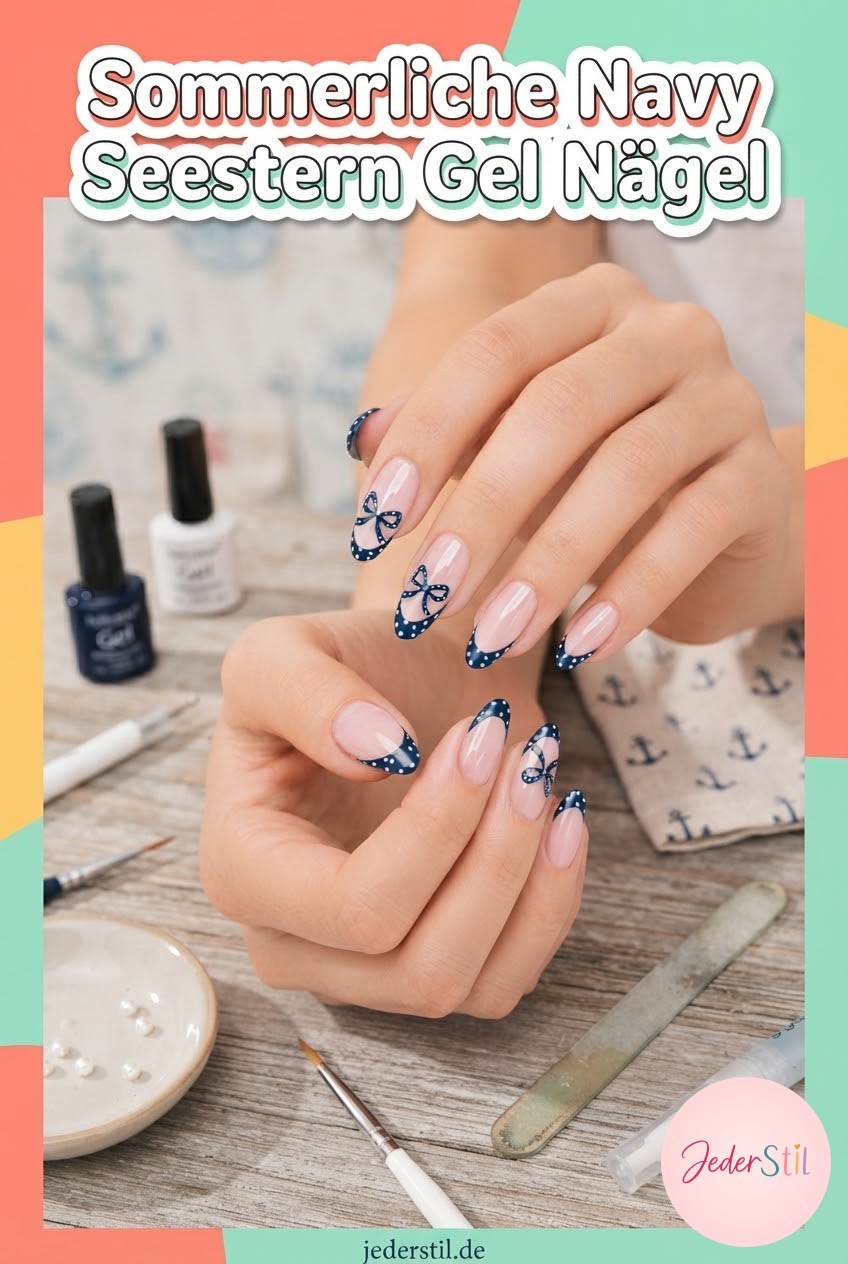 Sommerliche Navy Seestern Gel Nägel