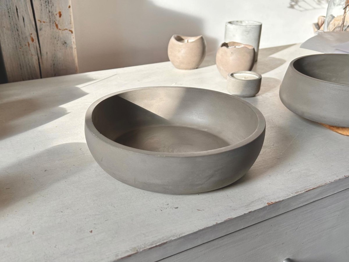 Runde glatte Betonschale