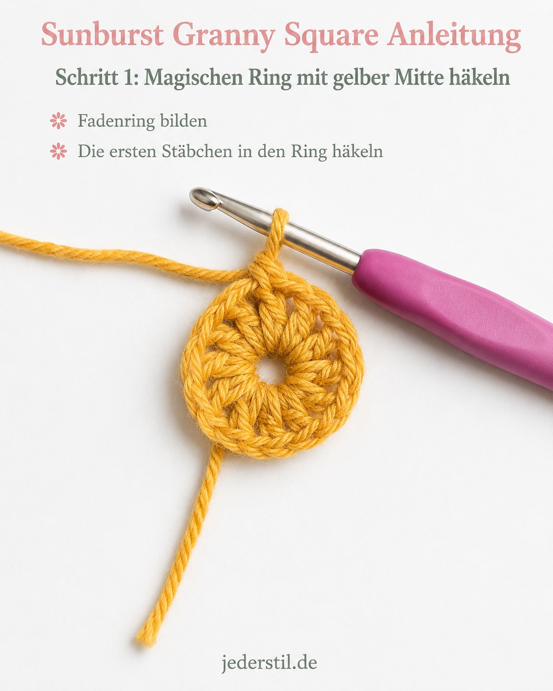 Gelber Fadenring als Start der Sunburst Granny Square Anleitung mit ersten Stäbchen am Haken