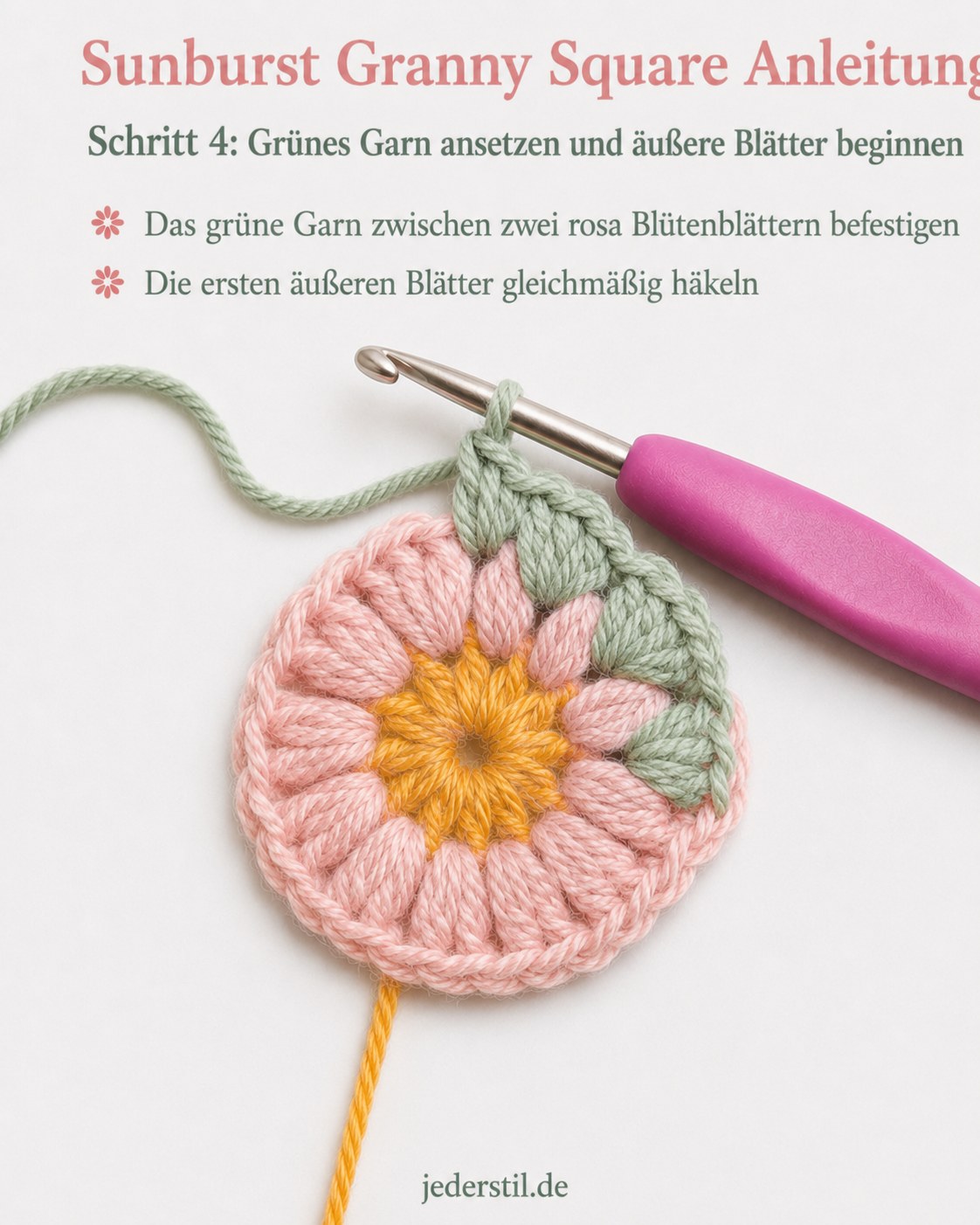 Grünes Garn und erste spitze Blätter zwischen den rosa Blüten bei der Sunburst Granny Square Anleitung