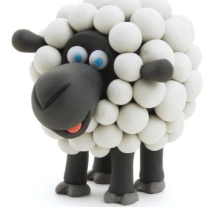 Süßes Knet-Schaf für Ostern