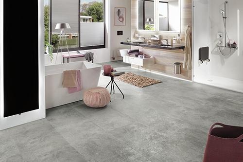 Badezimmer mit Vinylboden