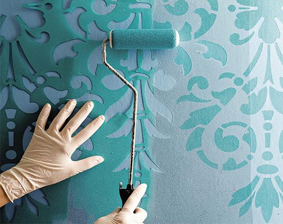 Wandmuster mit Schablonentechnik