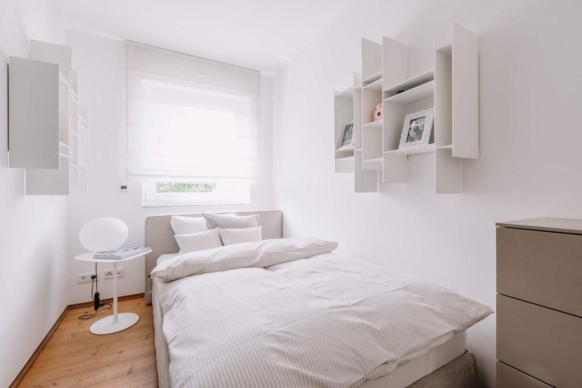 Weißes kleines Schlafzimmer Einrichtung